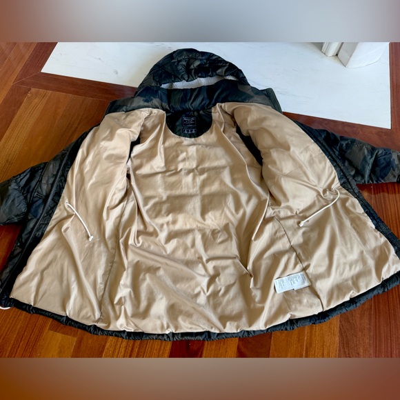 Abercrombie & Fitch Army Camo Down Puffer A&F Women Jacket Hood Sherpa Teddy L - Picture 3 of 16